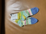 selbstgestrickte Socken - Größe 30-33
